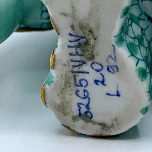 Herend green fishnet Miniature Elephant Figurine VHV---05265-0-00 - Picture 10 of 12